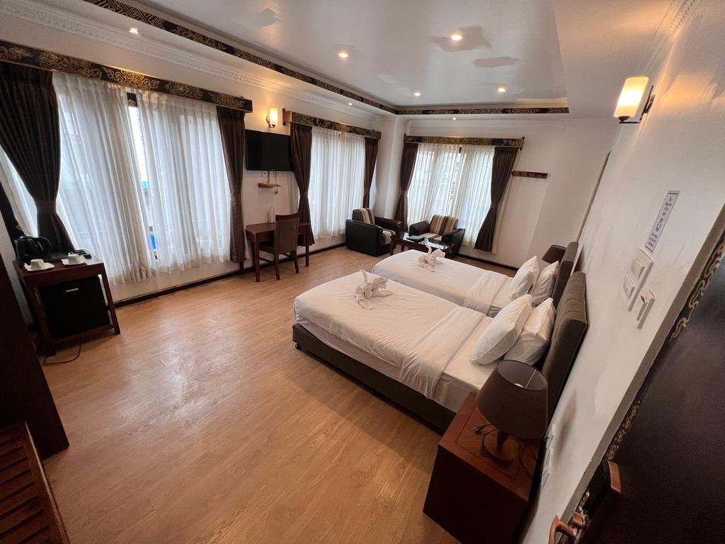 WhatsApp Image 2025-11-04 at 1.17.27 PM (2)