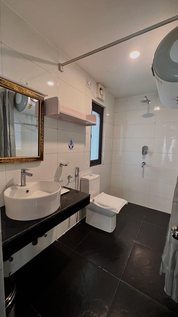 WhatsApp Image 2025-11-04 at 1.17.27 PM