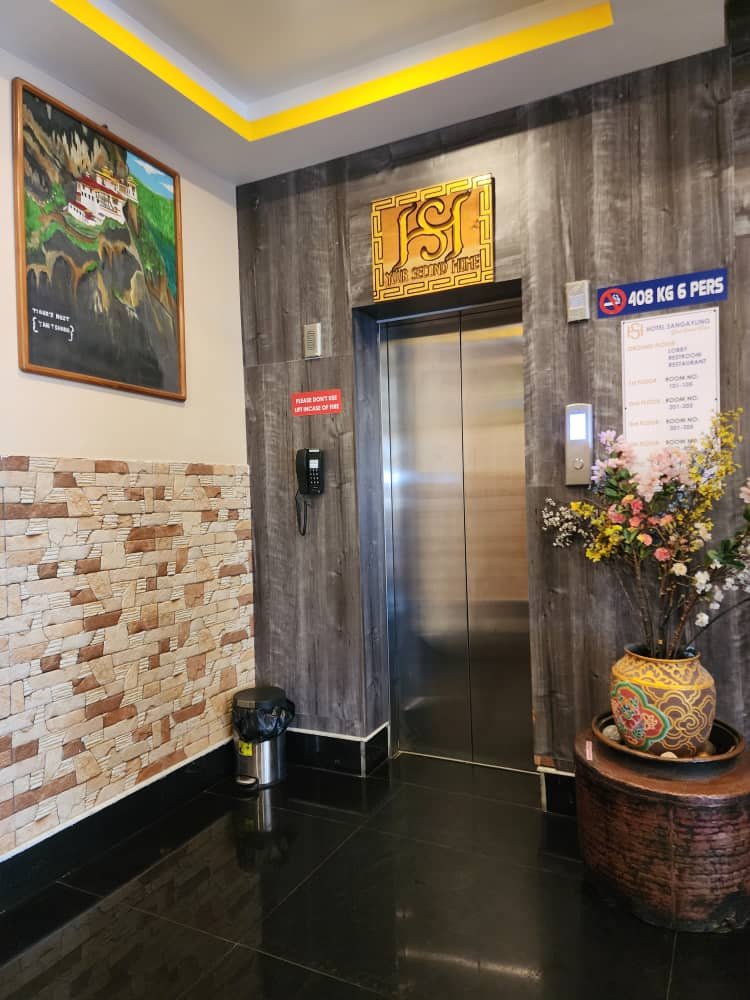 WhatsApp Image 2025-11-05 at 6.56.37 PM (1)